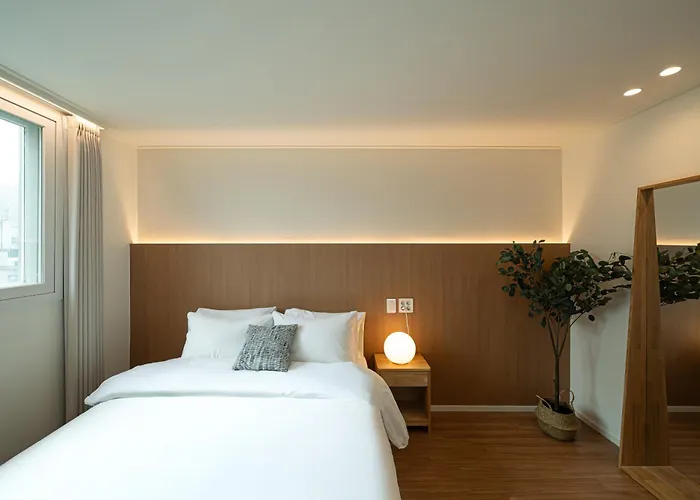 Whooahan Suyu Hotel *